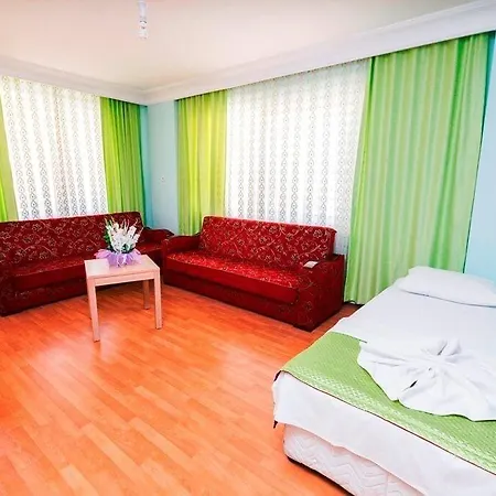 Nehir Otel