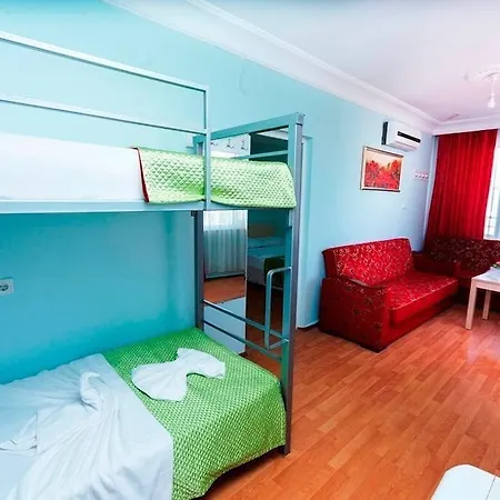 Nehir Otel 3*